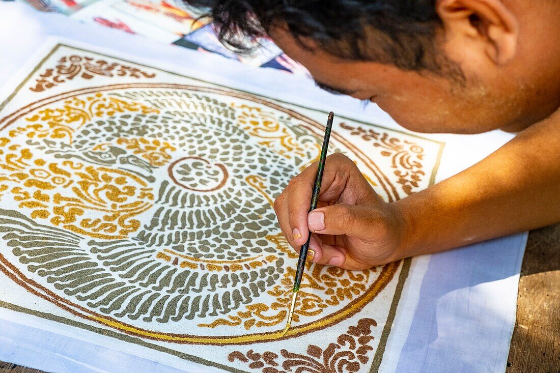 Myanmar (Burma), Mandalay region, Buddhist archeological site of Bagan, handicrafts, painting