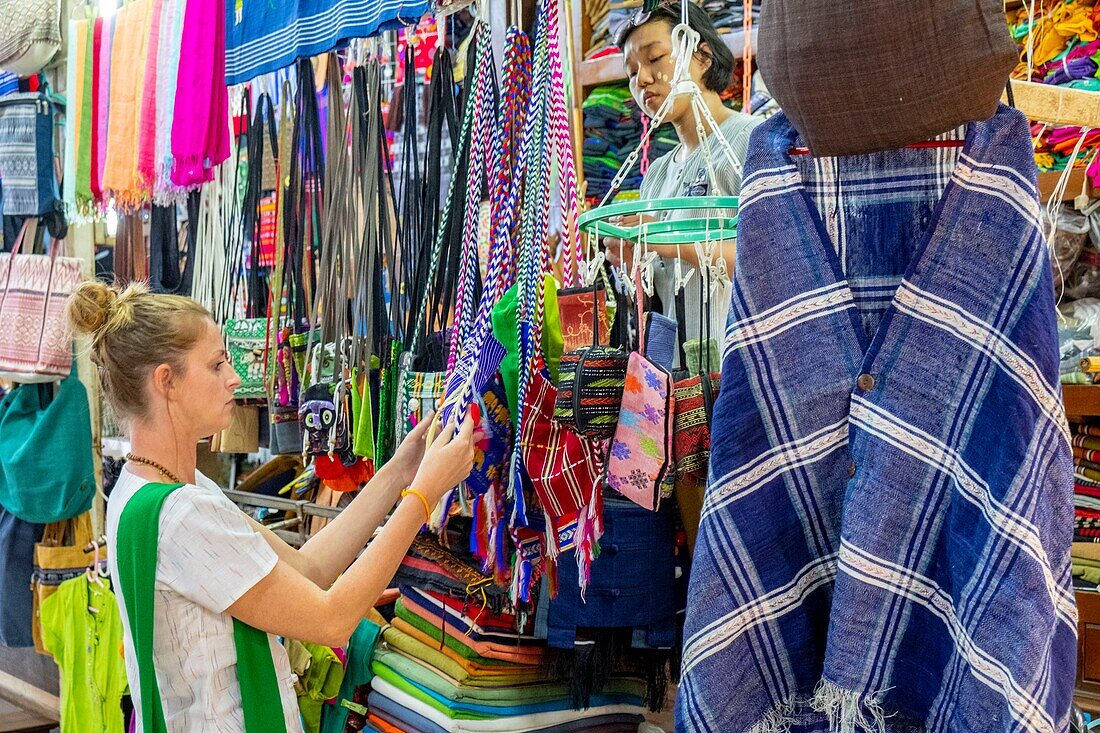 Myanmar (Burma), Yangon, Bogyoke Market