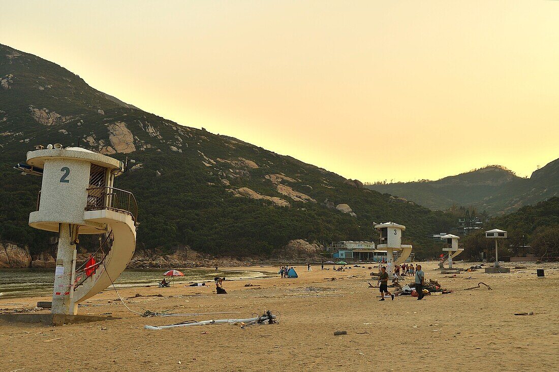 Volksrepublik China (Sonderverwaltungszone), Insel Hongkong, Shek-O nach dem Taifun Mangkut