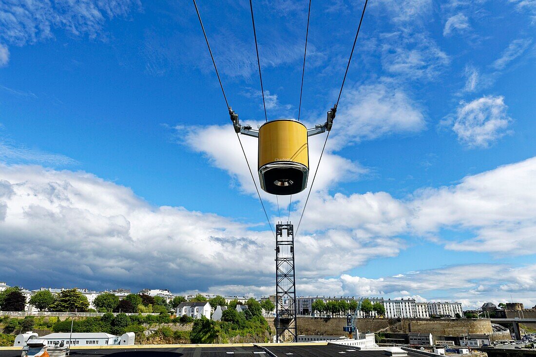 Frankreich, Finistere, Brest, städtische Seilbahn zwischen den beiden Ufern des Penfeld, die die Stadtteile Siam und Capucins verbindet