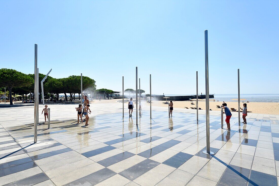 Frankreich, Loire Atlantique, Saint-Nazaire, Quai de la Jetée Ouest, der Strand (Grande Plage) am Boulevard de Verdun