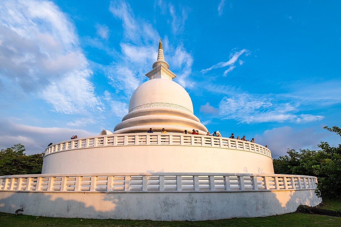 Sri Lanka, Southern province, Unawatuna, Japanese Peace Pagoda built with the help of Japanese monks on Rumasalla Hill