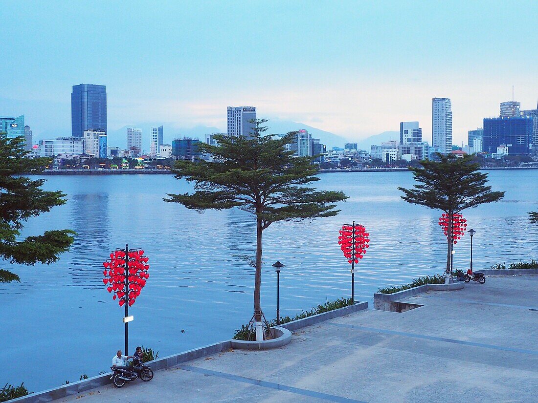 Vietnam, Da Nang, Song Han River