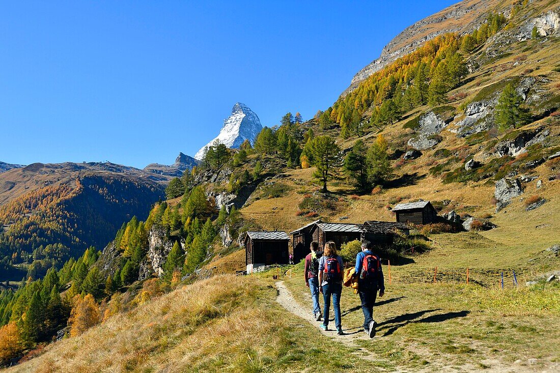 Schweiz, Kanton Wallis, Zermatt, Bahnhof Zermatt am Fusse des Matterhorns (4478m)