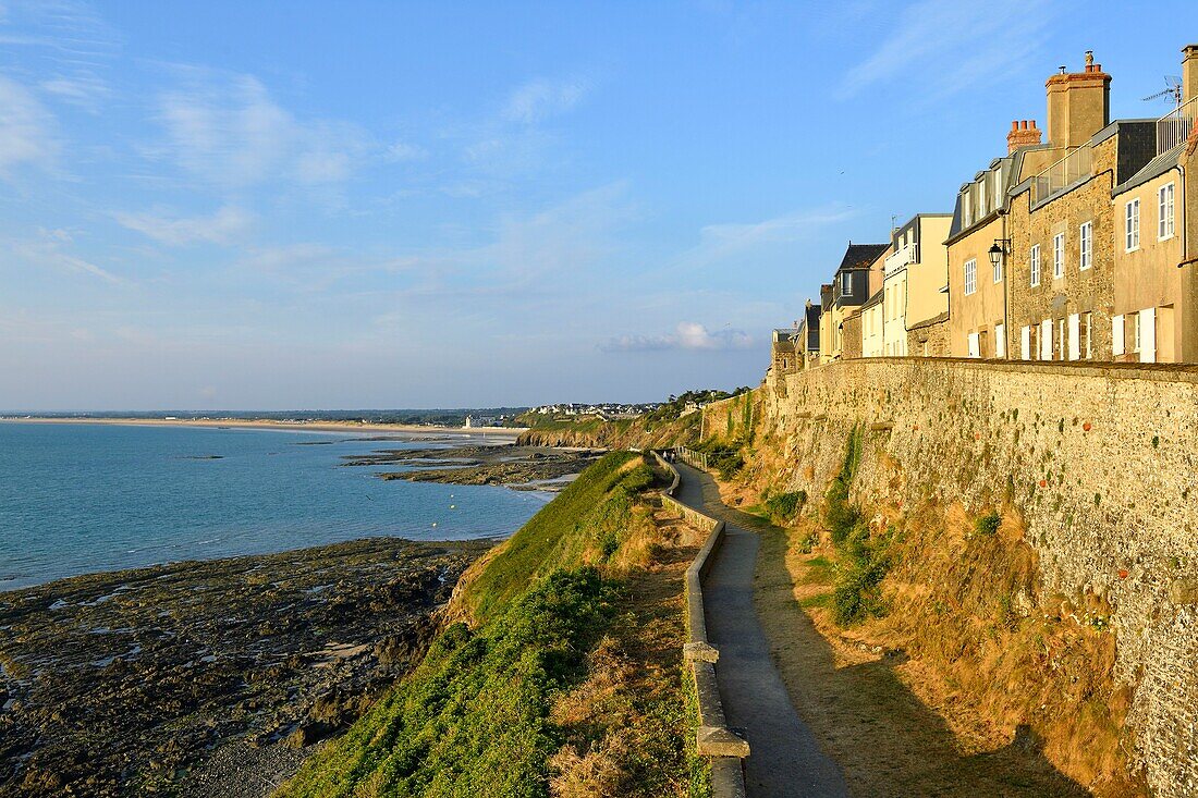 Frankreich, Manche, Cotentin, Granville, die Oberstadt auf einer felsigen Landzunge an der östlichen Spitze der Bucht von Mont Saint Michel