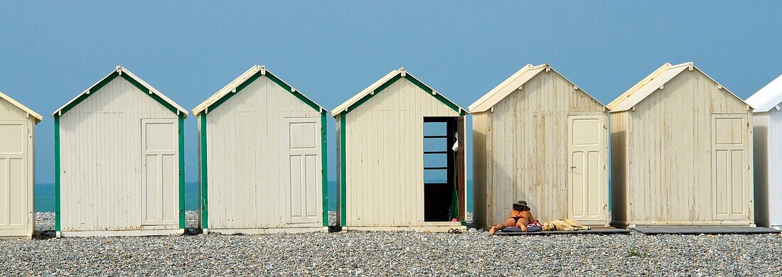 France, Somme, Baie de Somme (Somme bay), Cayeux sur Mer, the boardwalk lined with 400 colorful cabins and 2 km long