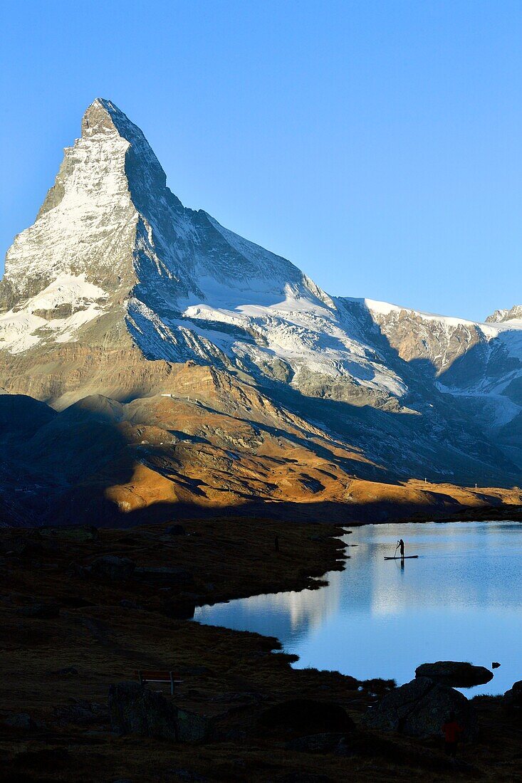 Switzerland, canton of Valais, Zermatt, the Matterhorn (4478m) from Lake Stellisee