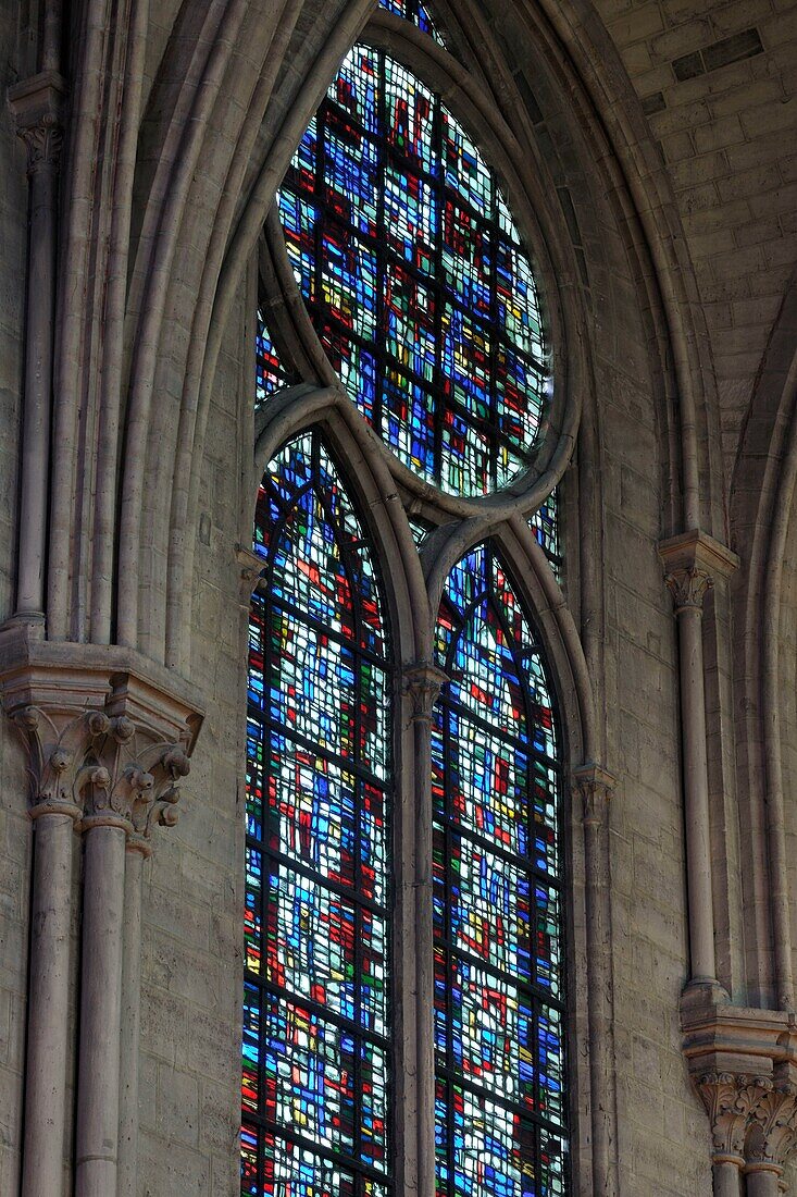 Frankreich, Paris, UNESCO-Welterbe, Île de la Cite, Kathedrale Notre-Dame, Glasfenster von Jacques Le Chevallier