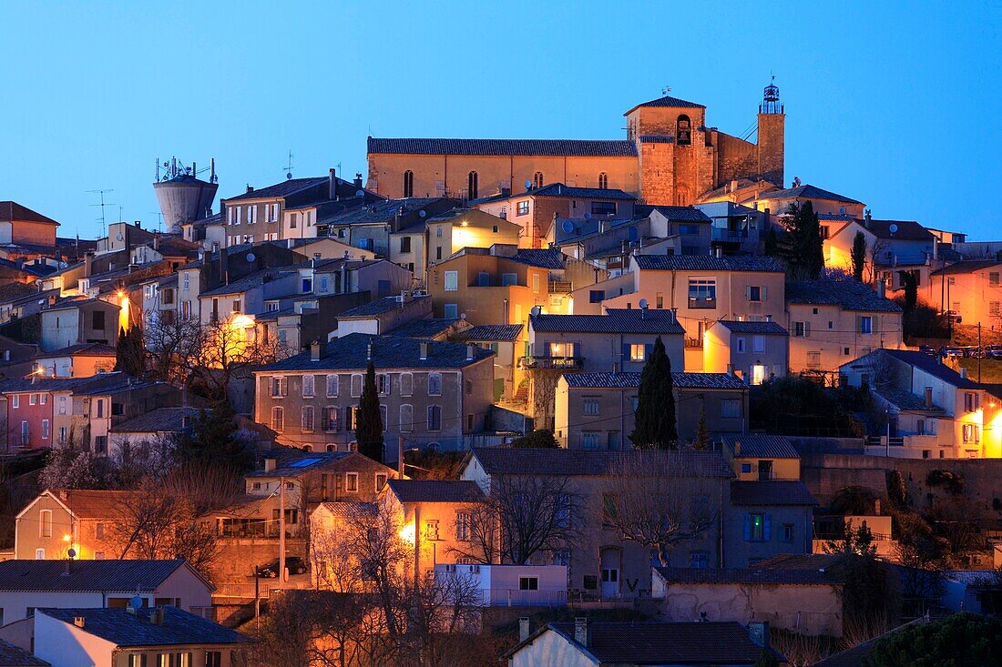 France, Alpes de Haute Provence, Verdon Regional Nature Park, Valensole, Saint Blaise church (XVI) and Saint Denis (XII)