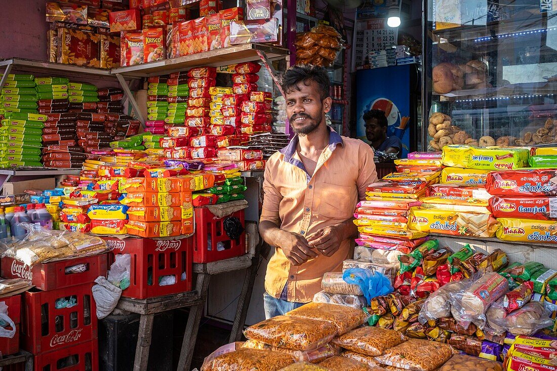 Sri Lanka, Nordprovinz, Jaffna, Lebensmittelgeschäft in der Nähe des Busbahnhofs