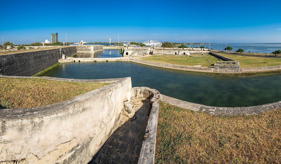 Sri Lanka, Northern province, Jaffna, Jaffna Fort or Dutch fort, built in 1618 by the Portuguese and occupied in 1658 till the end of the 18th century by the Dutch