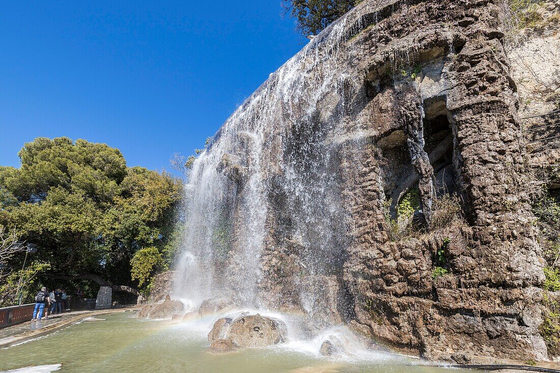 Frankreich, Alpes Maritimes, Nizza, von der UNESCO zum Weltkulturerbe erklärt, der Casteu-Wasserfall auf der Colline du Château