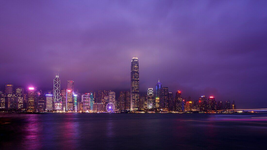 Hong Kong, Hong Kong, Kowloon, view from Kowloon over Victoria harbour and Hong Kong Island