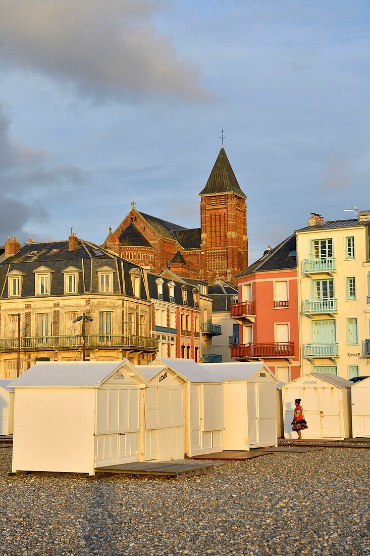 France, Somme, Mers-les-Bains, searesort on the shores of the Channel, the beach and its 300 beach cabins, the chalk cliffs in the background