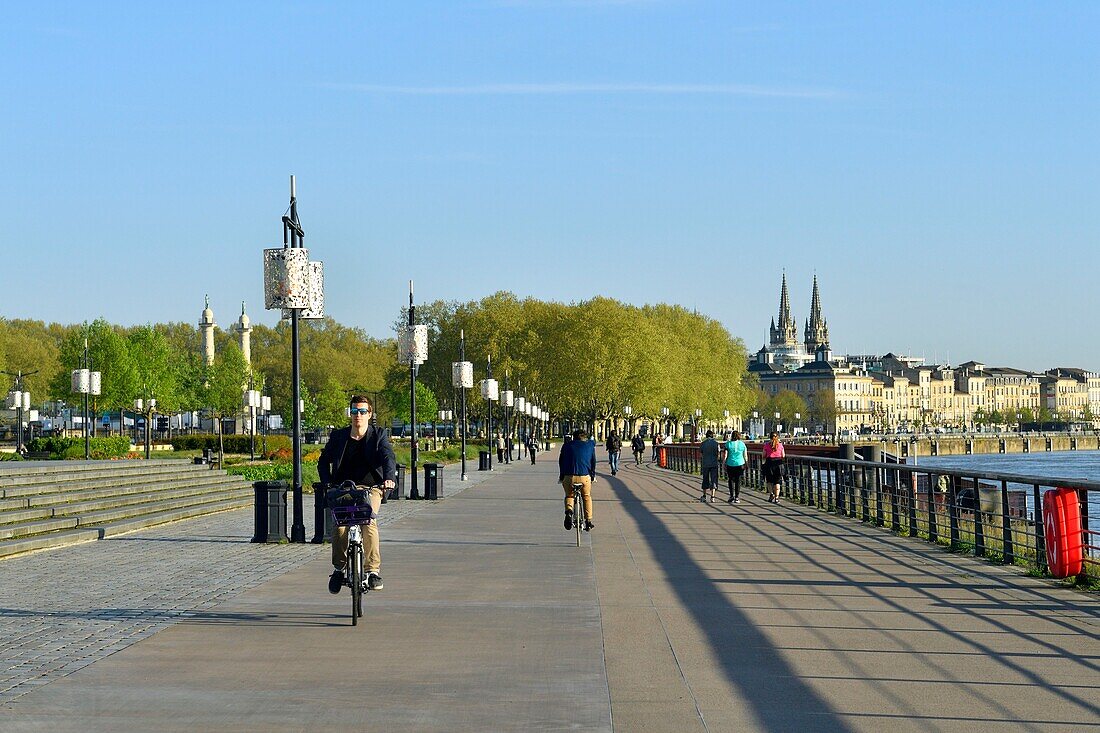 France, Gironde, Bordeaux, area classified as World Heritage, quai du Marechal Lyautey quay