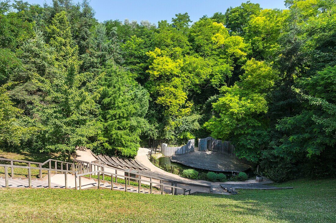 France, Seine Saint Denis, Rosny sous Bois, Jean Decesari Park, the theater of greenery