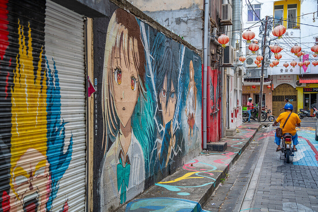 Blick auf eine bunte Straße in Chinatown, Port Louis, Mauritius, Indischer Ozean, Afrika