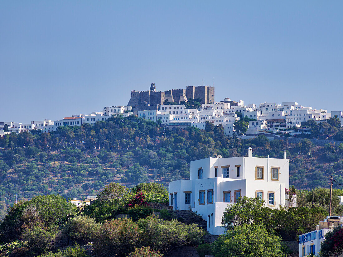 Blick auf das Kloster des Heiligen Johannes des Theologen, Patmos Chora, UNESCO-Weltkulturerbe, Insel Patmos, Dodekanes, Griechische Inseln, Griechenland, Europa