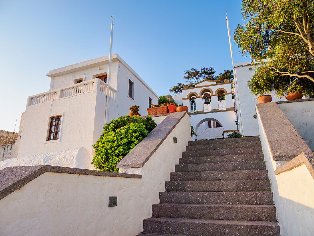 Treppe zur Kirche der Panagia i Diasozousa, Jungfrau Maria die Erlöserin, Patmos Chora, Insel Patmos, Dodekanes, Griechische Inseln, Griechenland, Europa