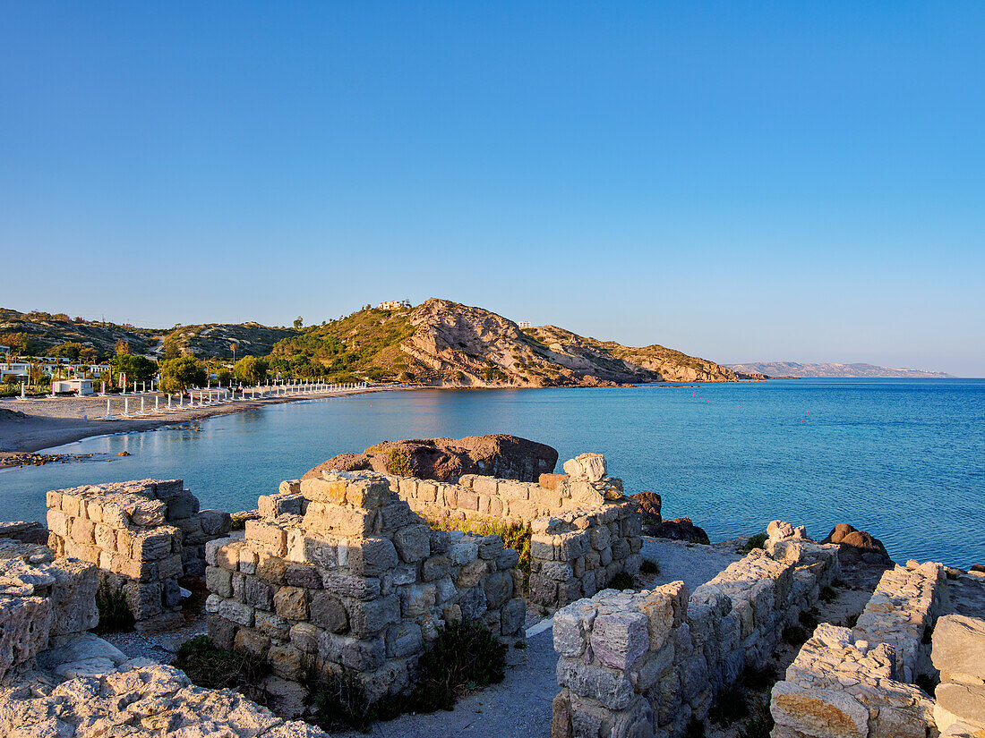 Ruinen der Basilika St. Stefanos bei Sonnenuntergang, Agios Stefanos Strand, Insel Kos, Dodekanes, Griechische Inseln, Griechenland, Europa