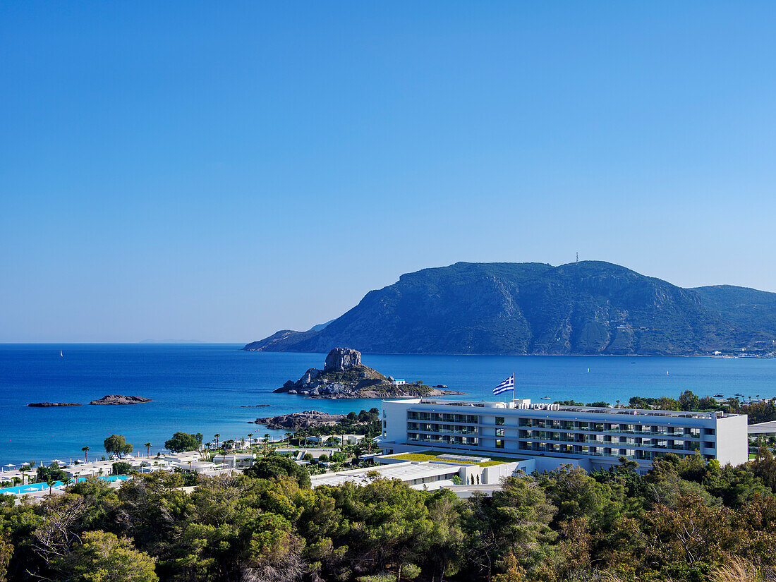 Blick auf die Insel Kastri, Kamari-Bucht, Insel Kos, Dodekanes, Griechische Inseln, Griechenland, Europa