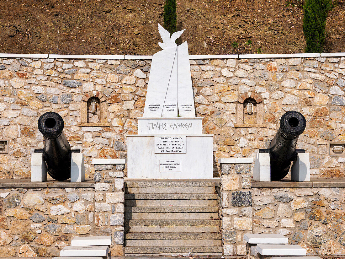 Kriegsdenkmal der Insel Kinaro, Stadt Lakki, Insel Leros, Dodekanes, Griechische Inseln, Griechenland, Europa