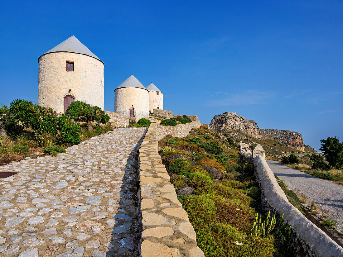 Windmühlen von Pandeli, Insel Leros, Dodekanes, Griechische Inseln, Griechenland, Europa