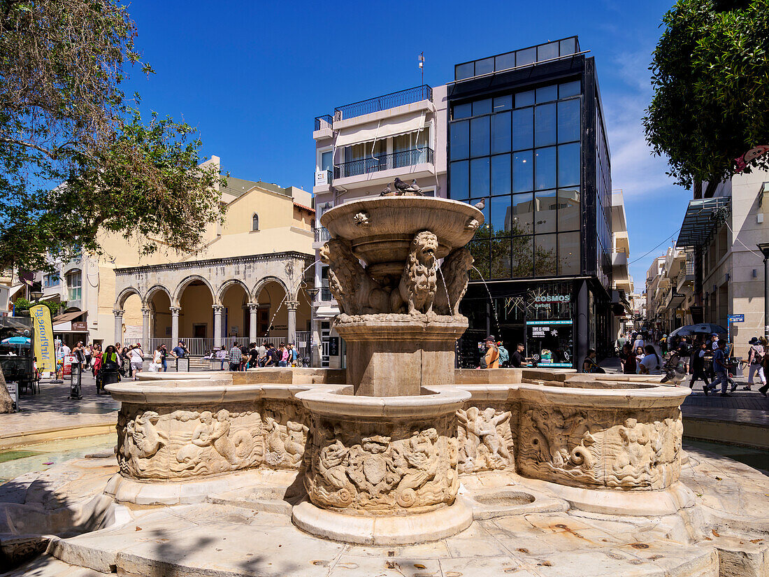 Morosini Fountain at the Lion Square, City of Heraklion, Crete, Greek Islands, Greece, Europe