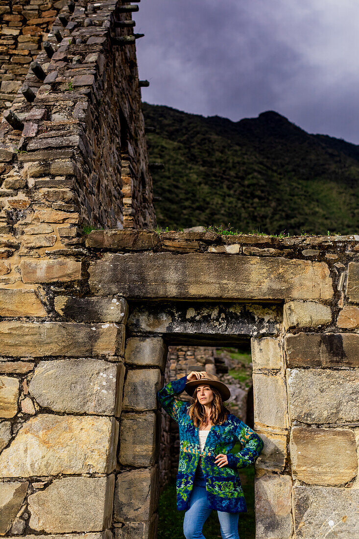 Frau in Choquequirao, Peru, Südamerika