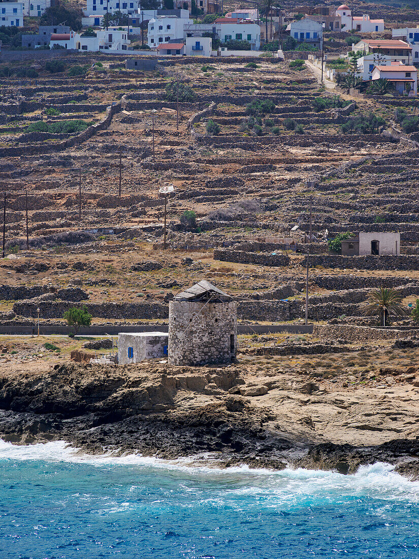 Windmühle an der Küste bei Fri, Insel Kasos, Dodekanes, Griechische Inseln, Griechenland, Europa