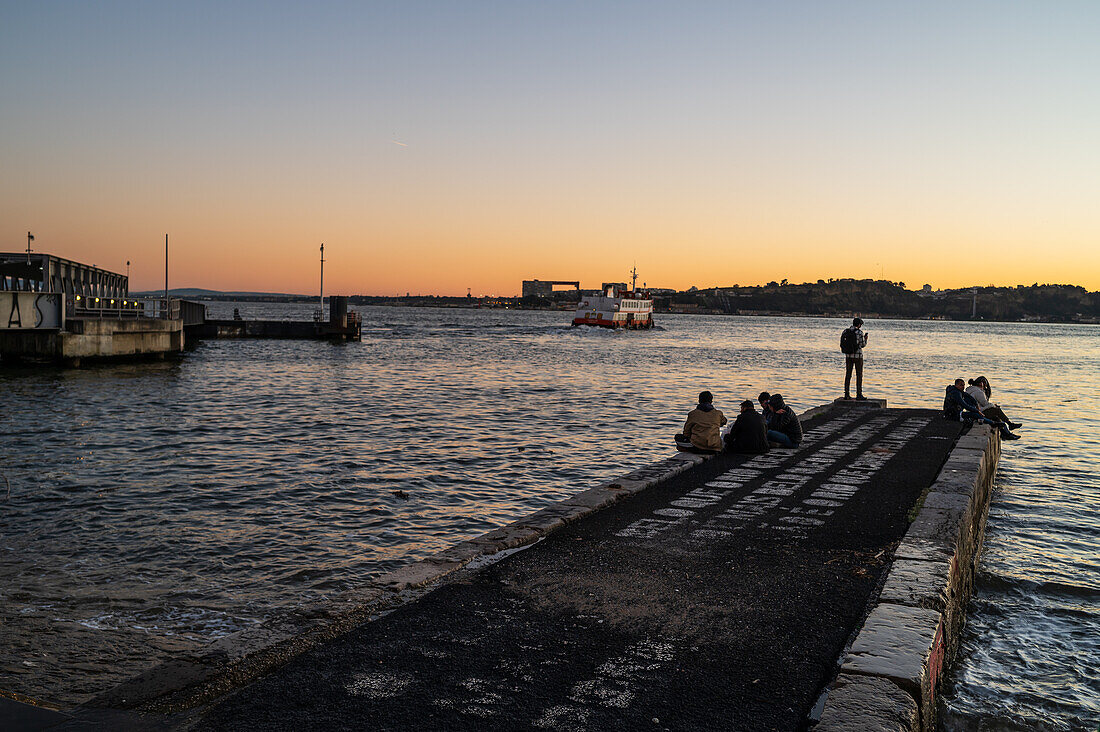 Cais do Sodre direkt am Wasser