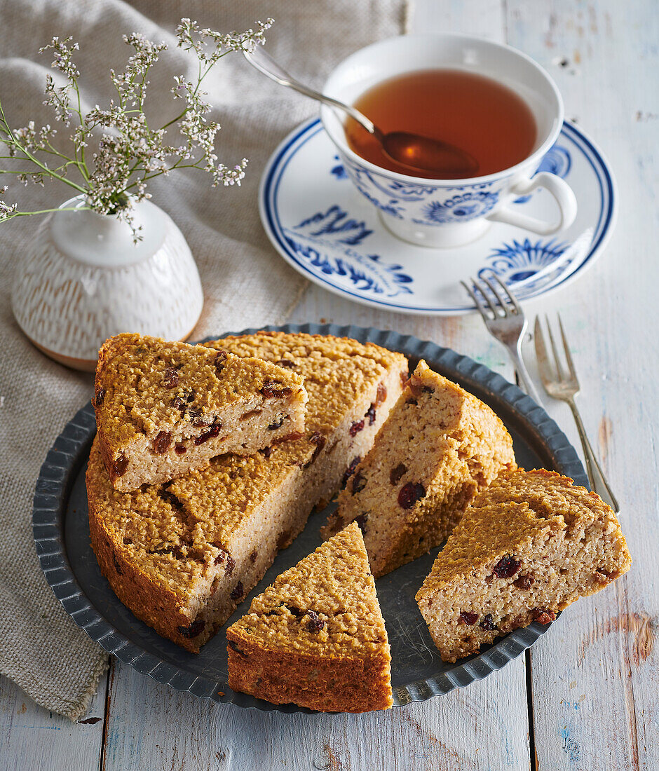 Baked millet pudding with sultanas and honey