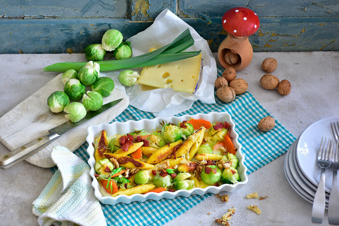 Schupfnudel vegetable casserole with walnuts