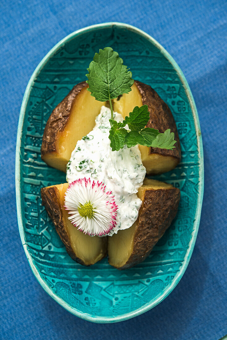 Jacket potato with herb quark