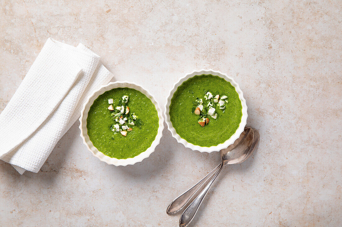 Green gazpacho with almonds