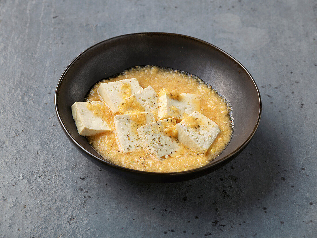 Tofu in mustard sauce