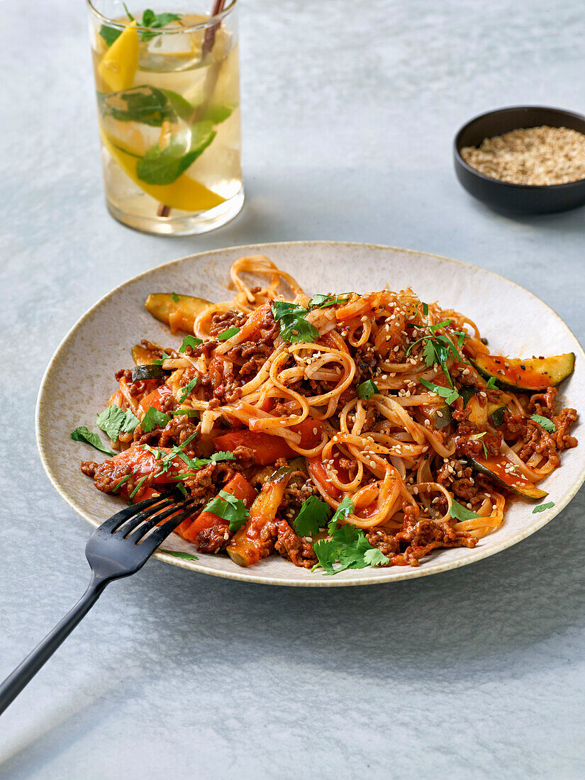 Thai bolognese with vegetables and sesame seeds