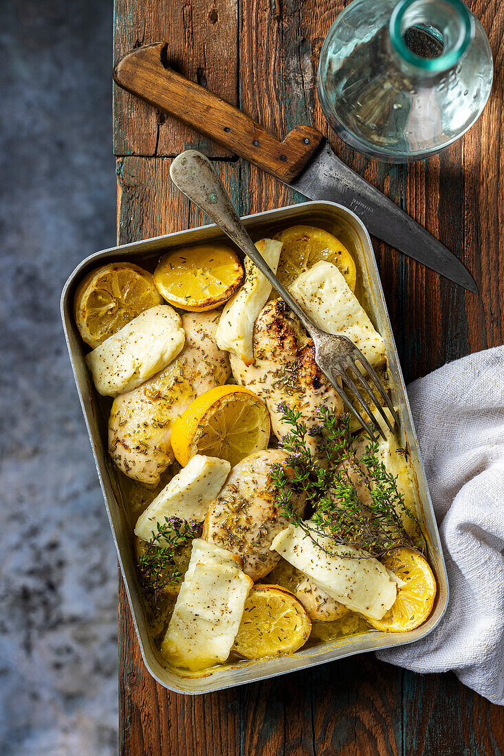 Hähnchen mit Halloumi, Zitrone und Thymian