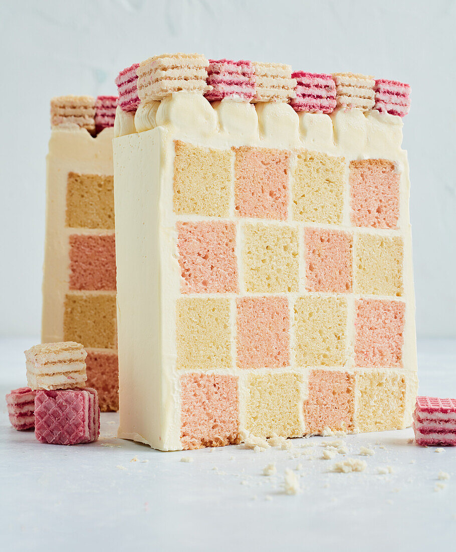 Chessboard cake with vanilla and strawberry wafers