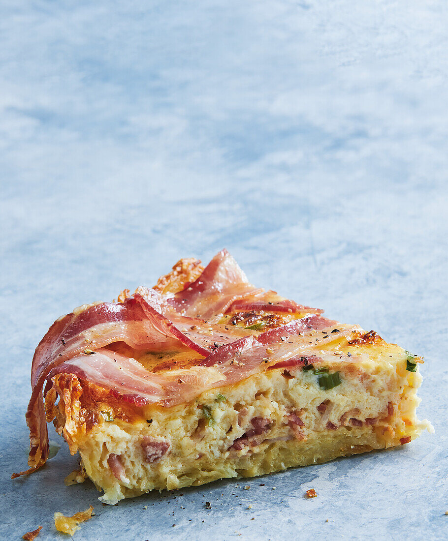 Carbonara-Quiche mit Rösti-Kruste