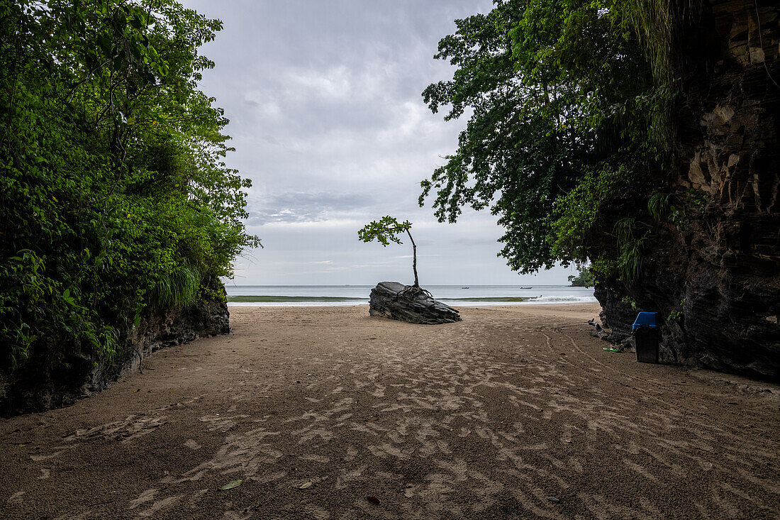 Trinidad Las Cuevas Beharrlichkeitsfelsen