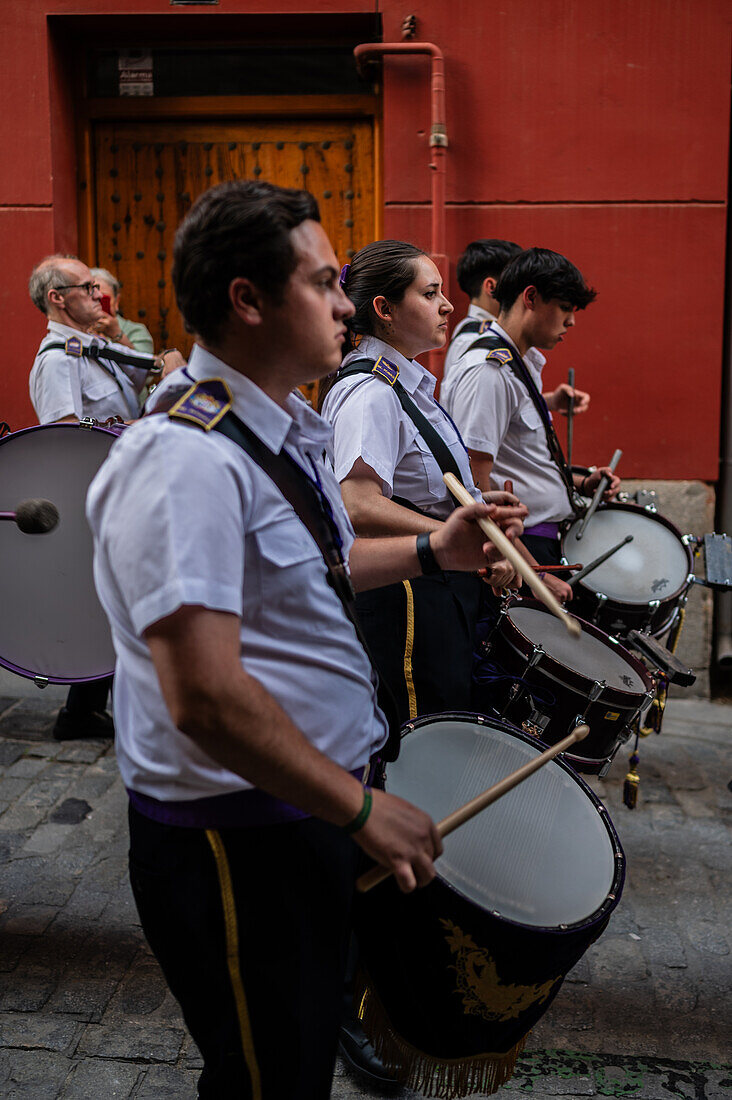 Tenth departure of the Cruz de Mayo, May Cross procession of the Brotherhood of Jesus el Pobre, Madrid, Spain.