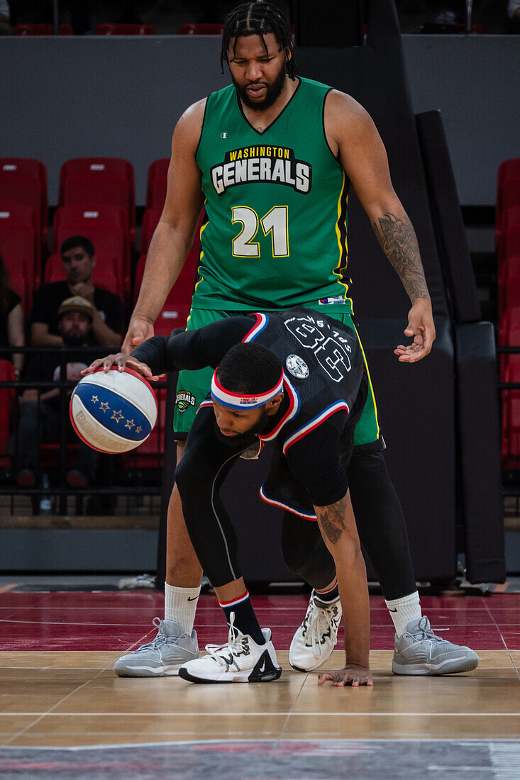 Die Harlem Globetrotters treten im Prinz-Felipe-Pavillon in Zaragoza, Spanien, auf