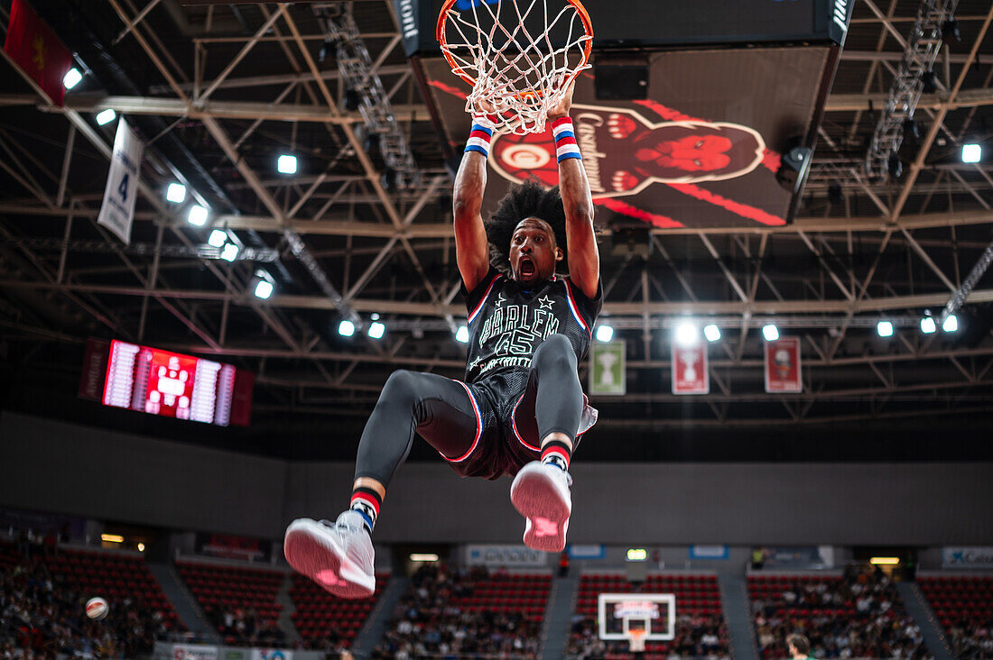 The Harlem Globetrotters perform at the Prince Felipe Pavilion in Zaragoza, Spain