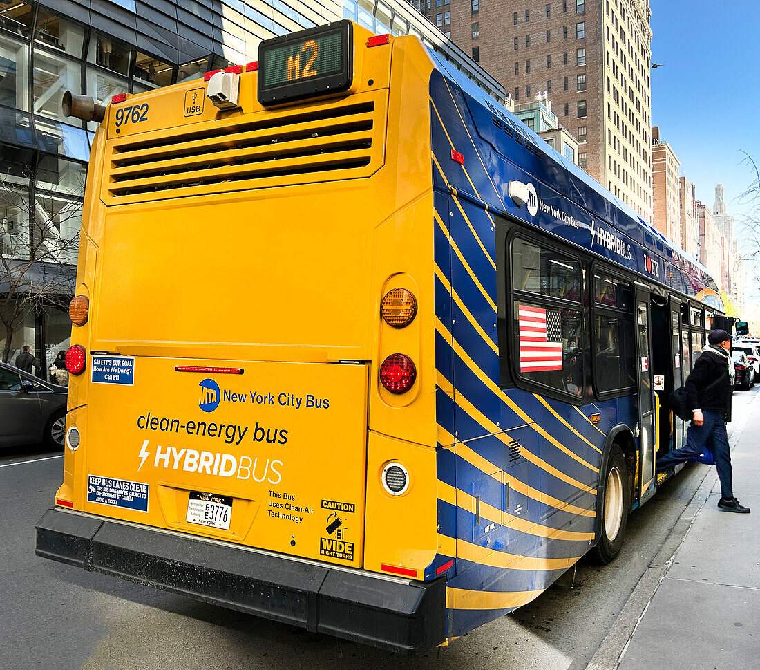 Hybrid Bus, New York City, New York, USA