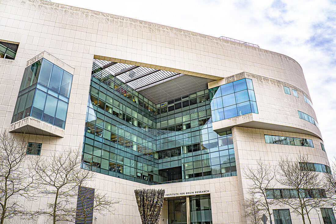 McGovern Institute for Brain Research, exterior view, MIT, Cambridge, Massachusetts, USA