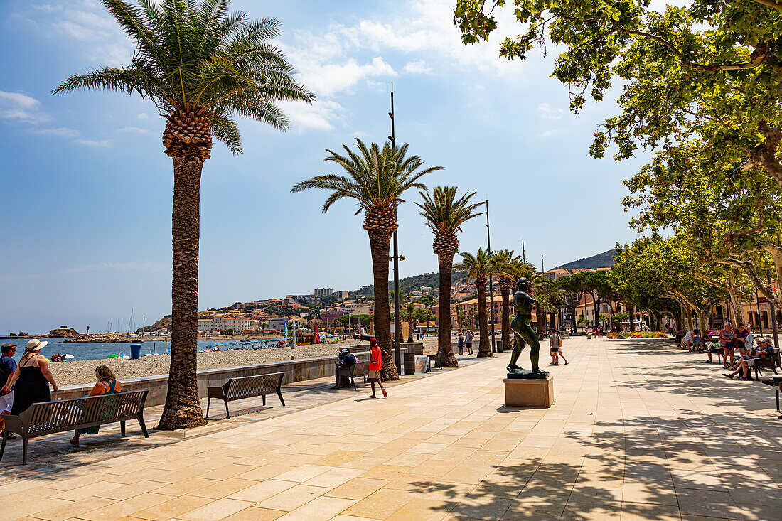 Banyuls-sur-Mer - Juli 21,2019: Blick auf eine Skulptur von Maillol,Pyrenees-Orientales,Katalonien,Languedoc-Roussillon,Frankreich