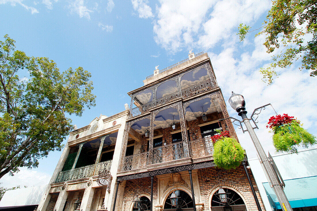 USA. Florida. Miami. Coconut Grove neighborhood. The Cruz building.