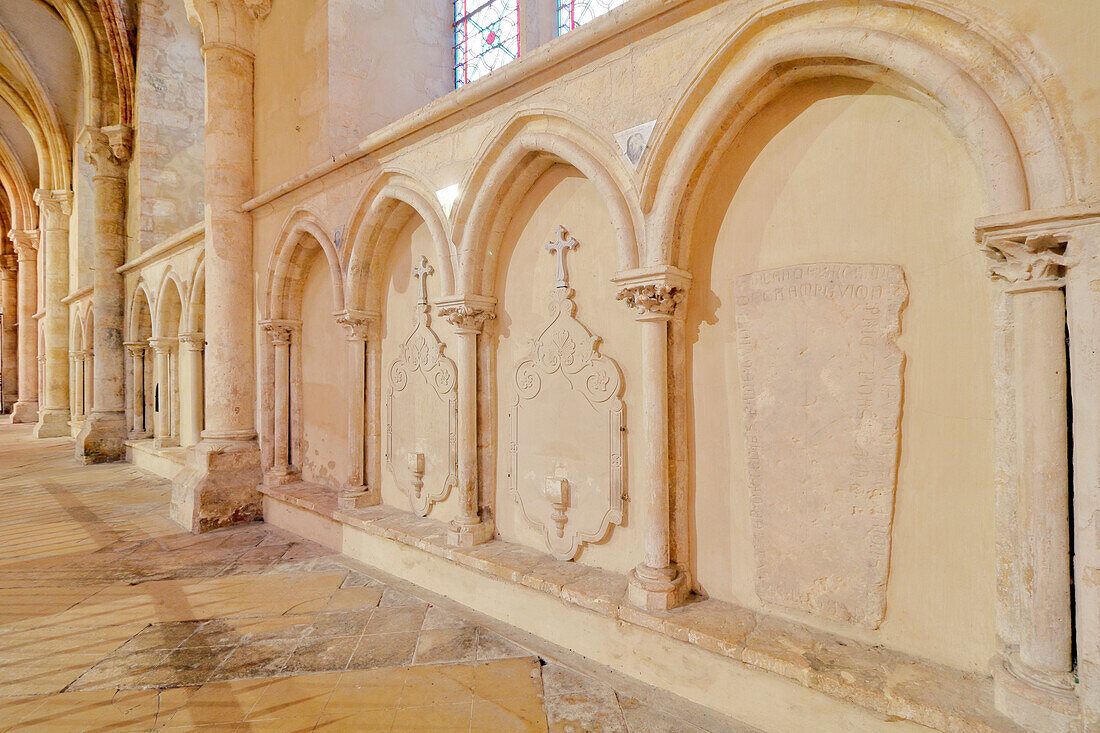 Seine et Marne. Provins,medieval city,collegiate Saint-Quiriace. Architectural detail.