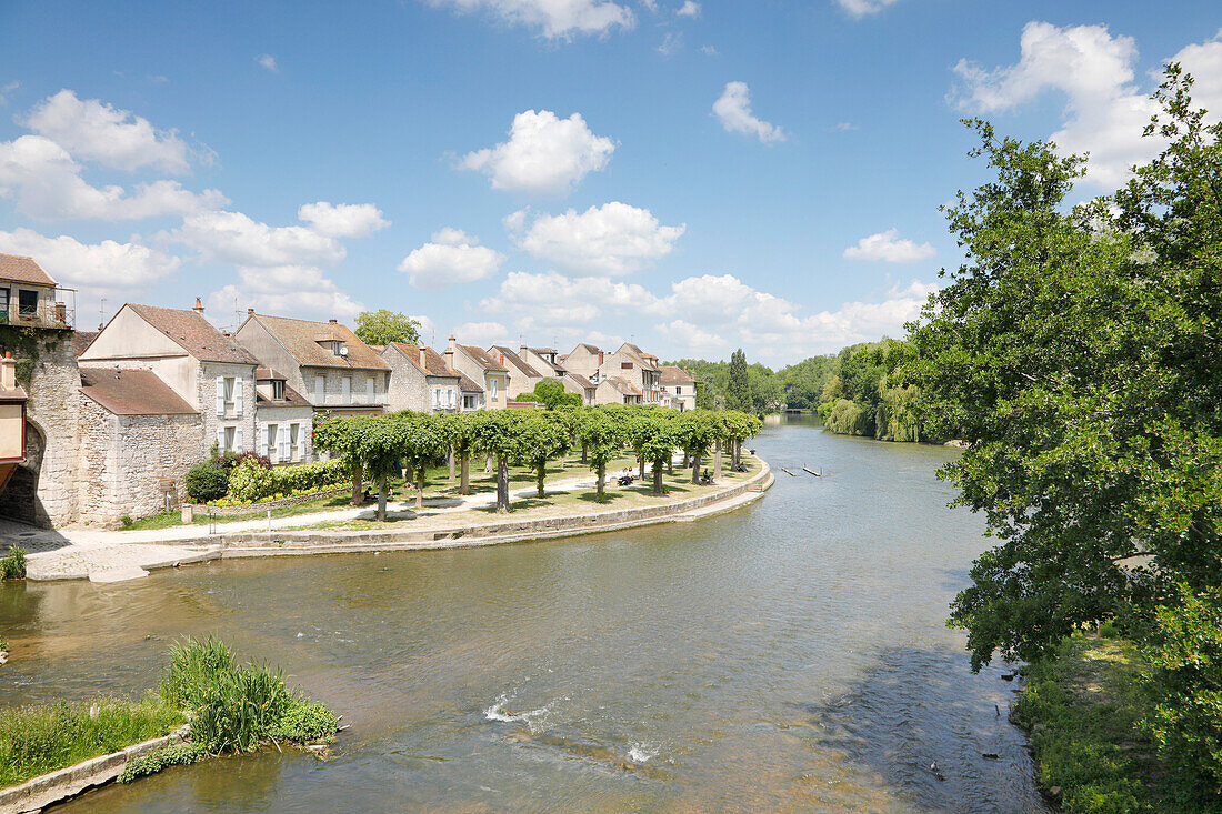 France. Seine et Marne. Medieval village of Moret sur Loing.